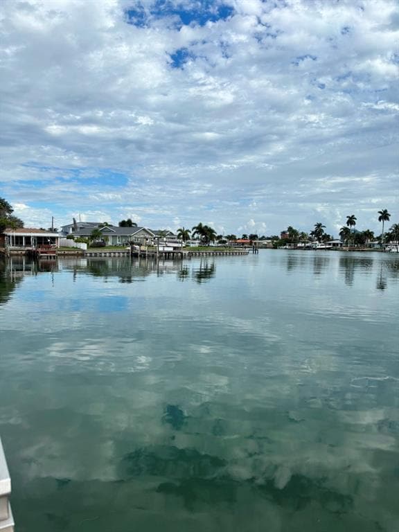 11655 3rd St E in Treasure Island, FL - Building Photo - Building Photo