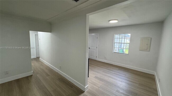11434 NW 22nd Ave in Miami, FL - Building Photo - Building Photo