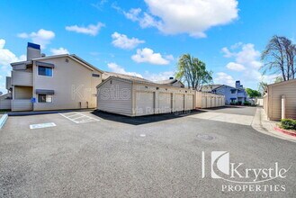 1201 Glen Cove Pkwy, Unit Apt 1809 in Vallejo, CA - Building Photo - Building Photo
