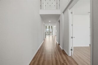 1216 Rosebay Dr in Justin, TX - Building Photo - Building Photo