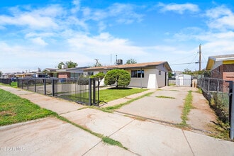 10337 Redwood St in El Paso, TX - Building Photo - Building Photo