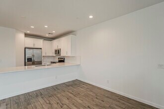 4647 S Jetty in Mesa, AZ - Foto de edificio - Building Photo