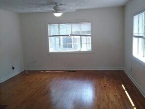 815 Buena Vista Dr in Tallahassee, FL - Building Photo - Building Photo