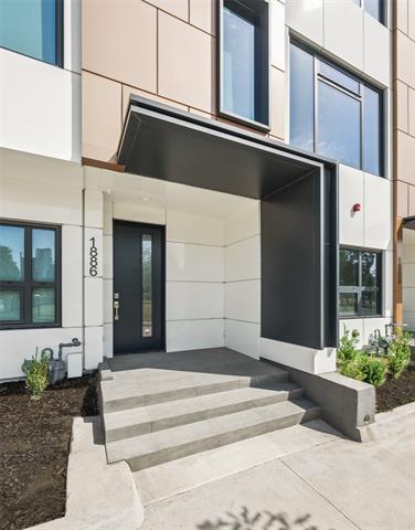 property at 1874 Beaumont St