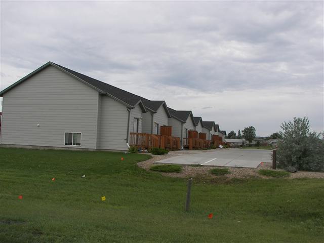 5475-5487 Williams St in Rapid City, SD - Foto de edificio