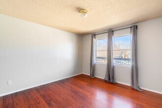 1907 West Loop-Unit -A in Austin, TX - Building Photo - Building Photo