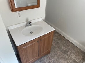 27 Brown Ln, Unit b1 in New Egypt, NJ - Building Photo - Building Photo