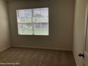 388 Guinevere Dr SW in Melbourne, FL - Building Photo - Building Photo