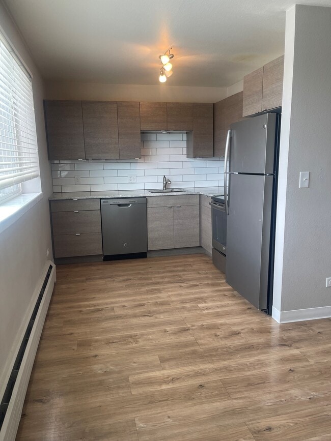 910 S Pearl St in Denver, CO - Foto de edificio - Building Photo