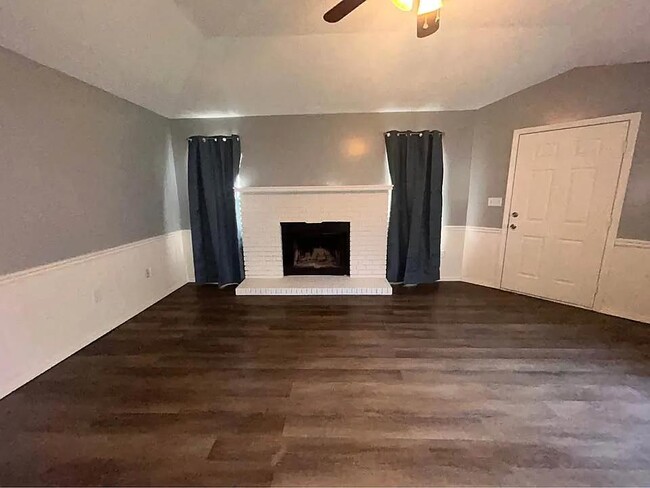 property at 100 North St