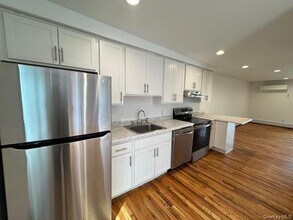 3 Eisenhower Dr in Cornwall, NY - Building Photo - Building Photo