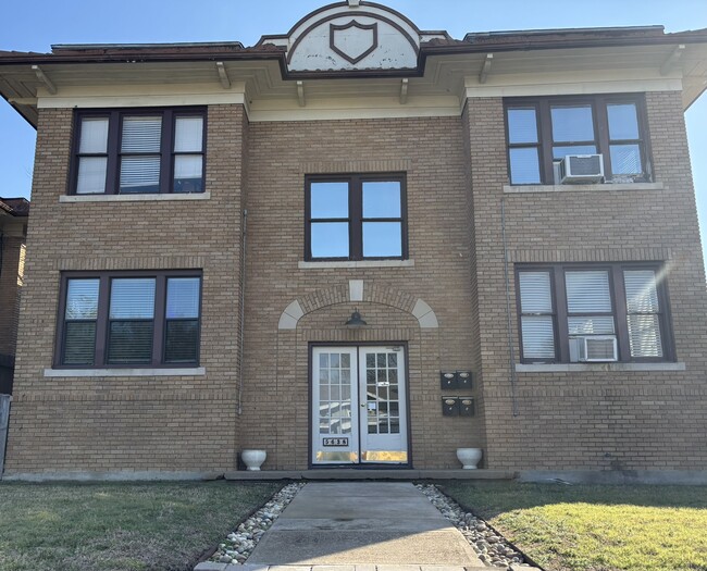 5638 Richard Ave, Unit 2