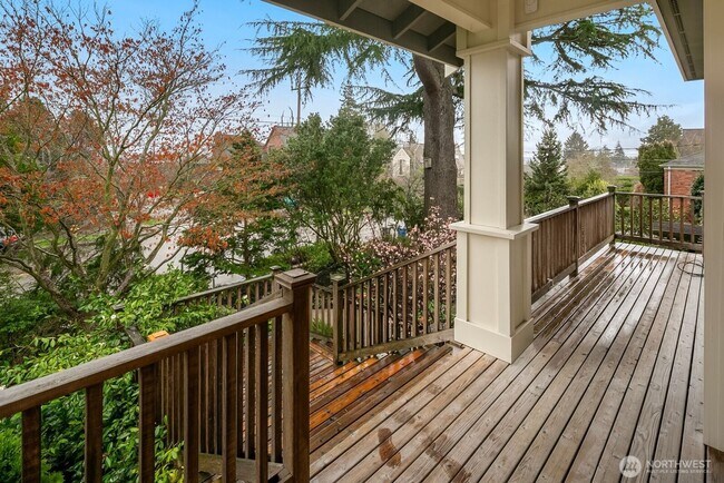 2901 28th Ave W in Seattle, WA - Building Photo - Building Photo