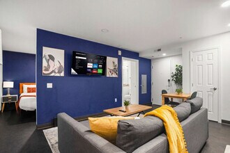 209 9th St in Pittsburgh, PA - Building Photo - Building Photo