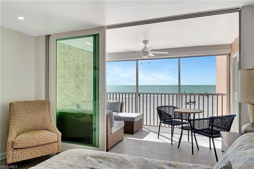 25850 Hickory Blvd, Unit 1050 in Bonita Springs, FL - Foto de edificio