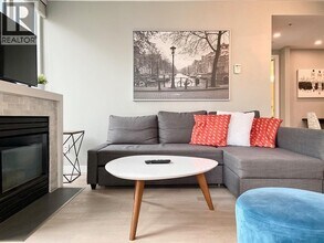 183 Keefer Pl in Vancouver, BC - Building Photo - Building Photo