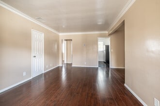 1760 El Cerrito PL. in Los Angeles, CA - Building Photo - Interior Photo