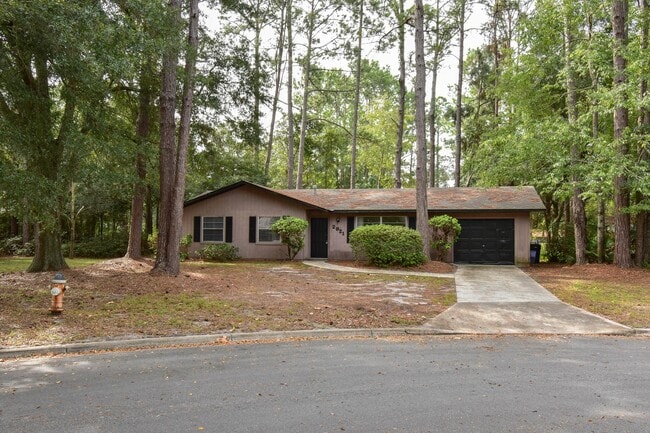 2921 NW 63rd Pl in Gainesville, FL - Building Photo - Building Photo