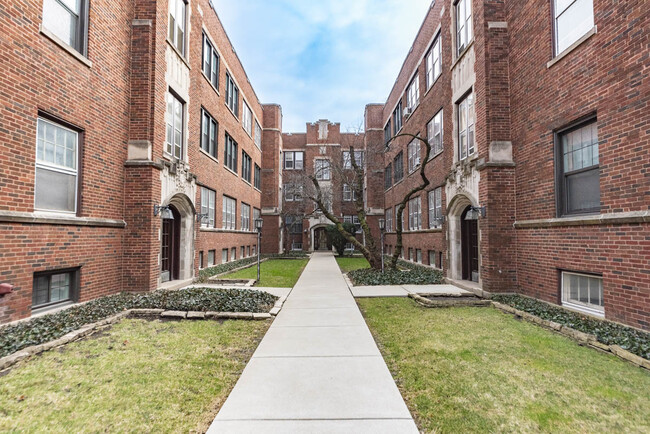 property at 735 Hinman Ave