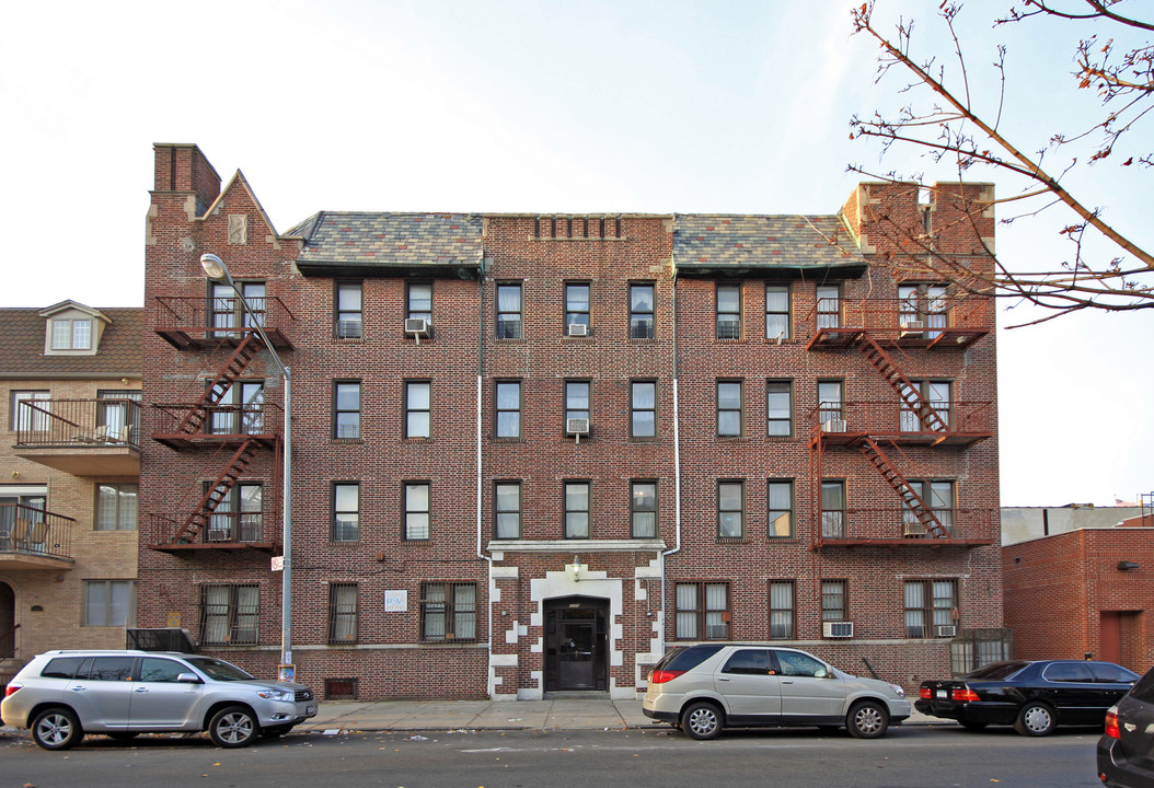 1320 47th St in Brooklyn, NY - Building Photo