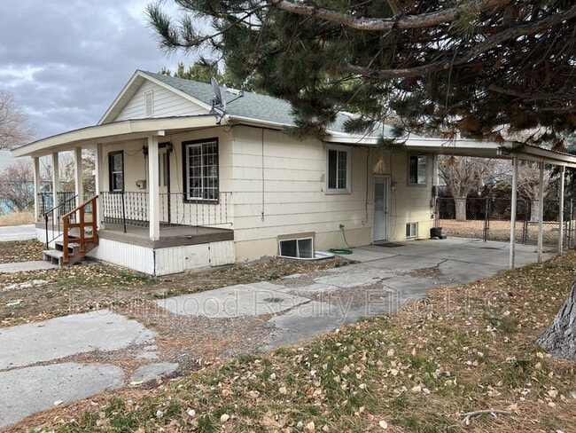 786 Wilson Ave in Elko, NV - Building Photo - Building Photo