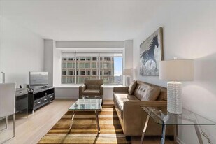 680 Mission St in San Francisco, CA - Building Photo