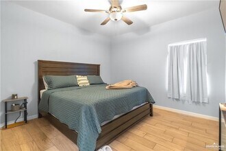 3204 S Colt Ln, Unit 1 in Edinburg, TX - Foto de edificio - Building Photo