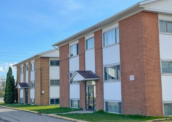 Hemlock Place Apartments