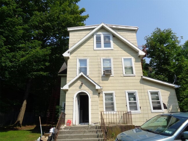 property at 29 Lakewood Ave