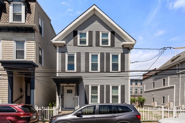 11 Dexter St in Boston, MA - Building Photo - Building Photo