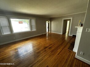 702 E 3rd St in Greenville, NC - Building Photo - Building Photo