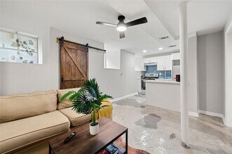 653 Somerset Terrace NE in Atlanta, GA - Building Photo - Building Photo