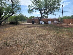 1033 Pecan St in Abilene, TX - Building Photo - Building Photo