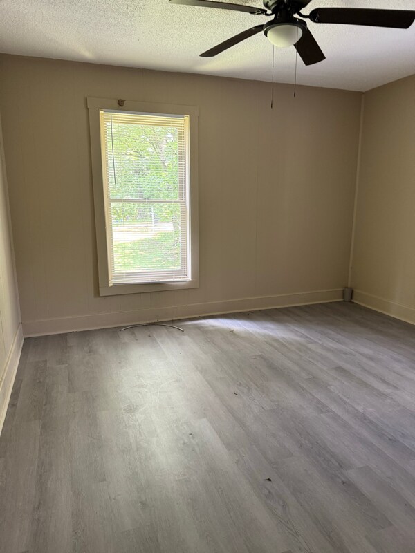 711 Grandview Ave in Florence, AL - Building Photo - Building Photo