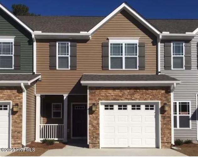 property at 1807 Fox Den Way