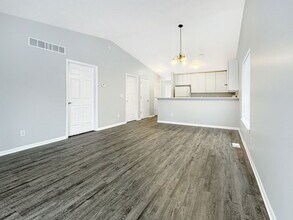 2630 Weatherby Hills Dr SE in Grand Rapids, MI - Building Photo - Building Photo