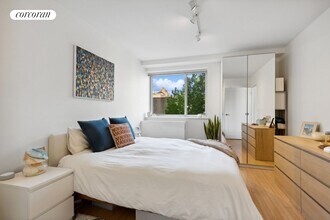 301 W 115th St in New York, NY - Building Photo - Building Photo