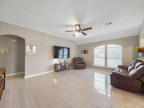 4006 Raspberry Ct in Dickinson, TX - Building Photo - Building Photo