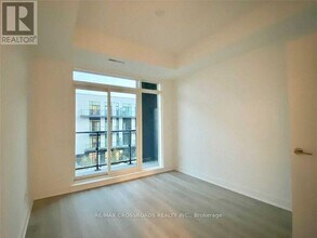 1709-1709 Bur Oak Ave in Markham, ON - Building Photo - Building Photo