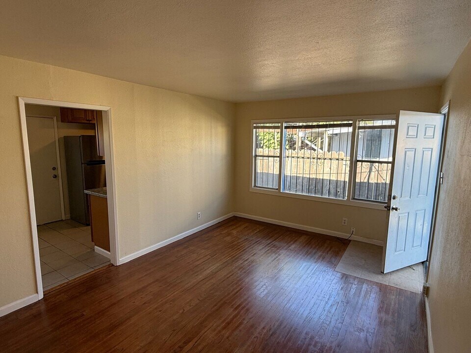 1317-1321 Gaynor Ave in Richmond, CA - Building Photo