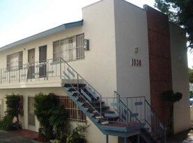 1036 Brittania St in Los Angeles, CA - Building Photo