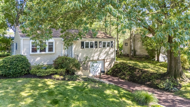 property at 18 Belmont Square