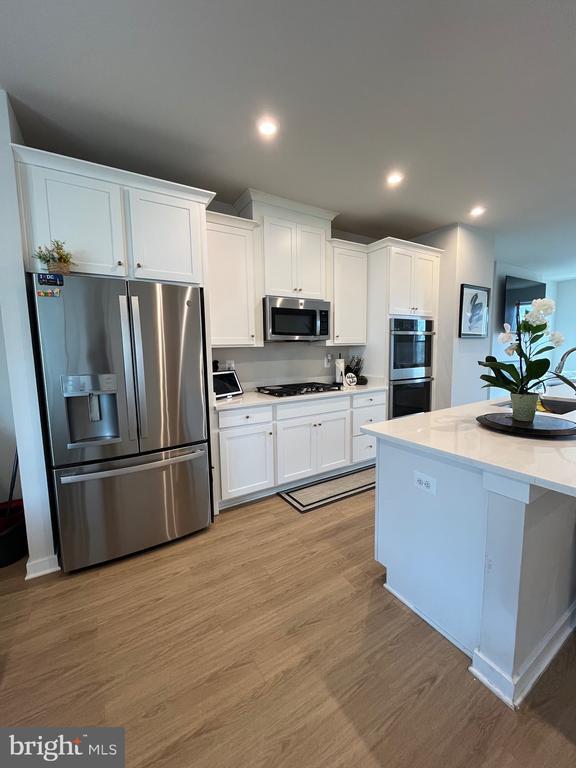 property at 42556 Shandwick Ter