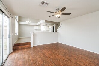 11024 W Frier Dr in Glendale, AZ - Building Photo - Building Photo