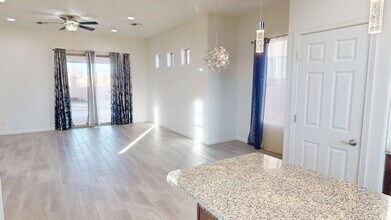 31 Camino Cerro Escondido in Santa Fe, NM - Building Photo - Building Photo