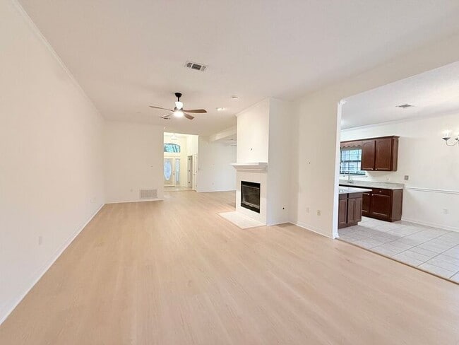 4161 Longwood Cir in Gulf Breeze, FL - Building Photo - Building Photo