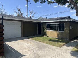 2409 Curtis Ave in Redondo Beach, CA - Building Photo
