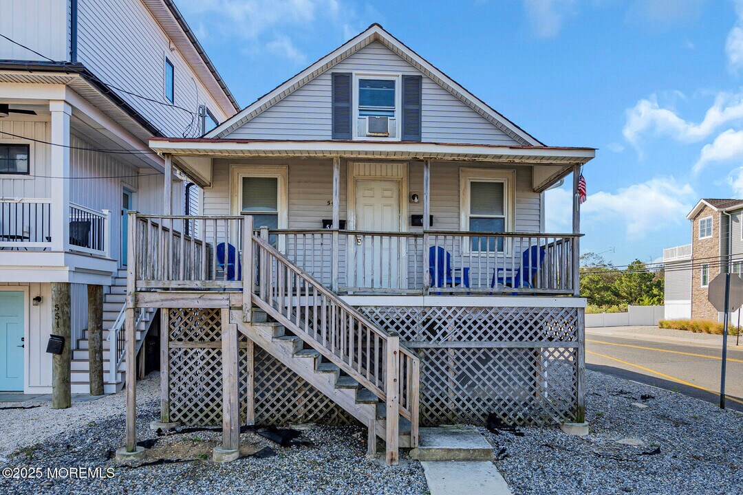 549 Brielle Rd in Manasquan, NJ - Building Photo