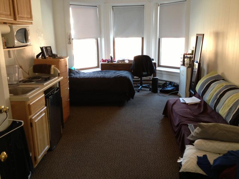 248 Newbury St Photo