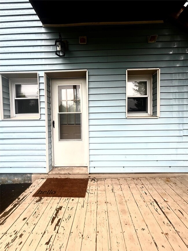45 Hampton Rd in Marlboro, NY - Building Photo - Building Photo